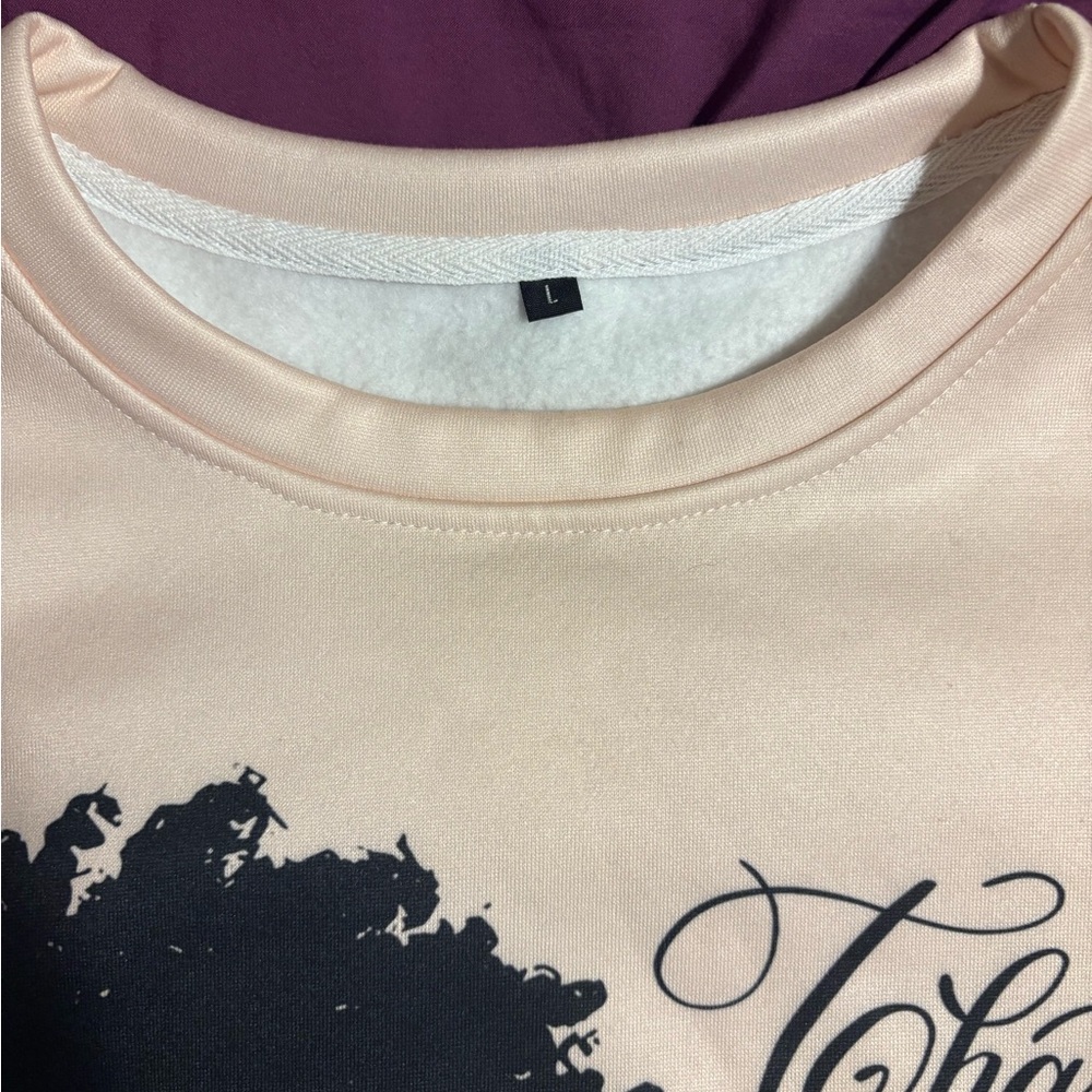 Woman sweatshirt